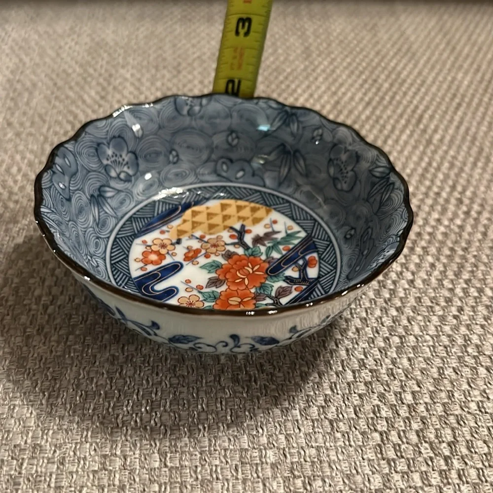 VINTAGE Beautifully Detailed Signed Botanical Porcelain Footed Bowl - Japan